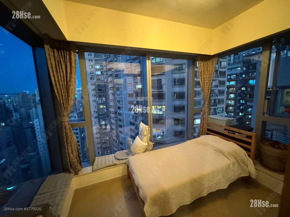 King's Hill Sell 2 Bedrooms , 1 Bathroom 508 ft²