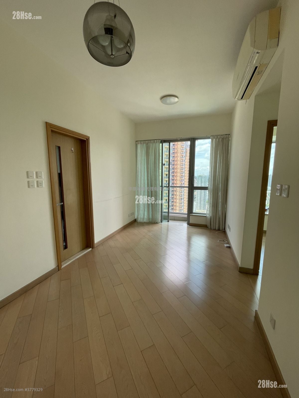 Century Gateway Sell 2 Bedrooms 488 ft²