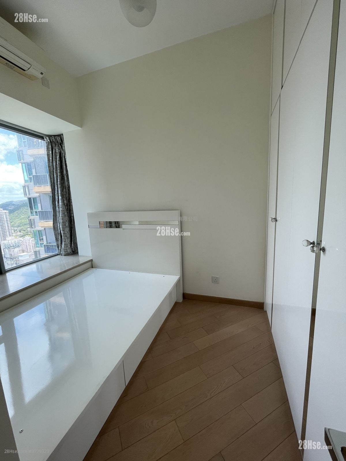 Century Gateway Sell 2 Bedrooms 488 ft²