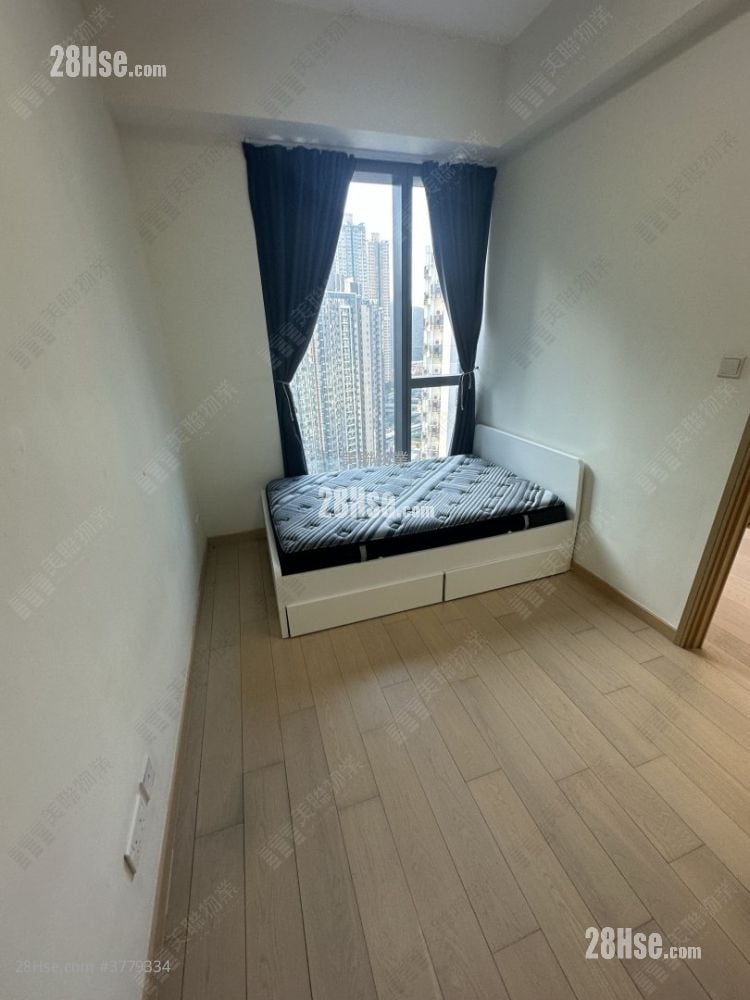 Twin Peaks Sell 1 Bedroom 358 ft²