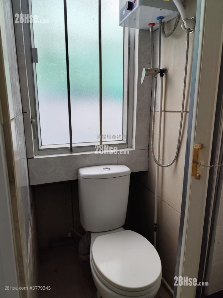 唐楼 售盘 5+ 房 , 5+ 浴室 662 平方尺