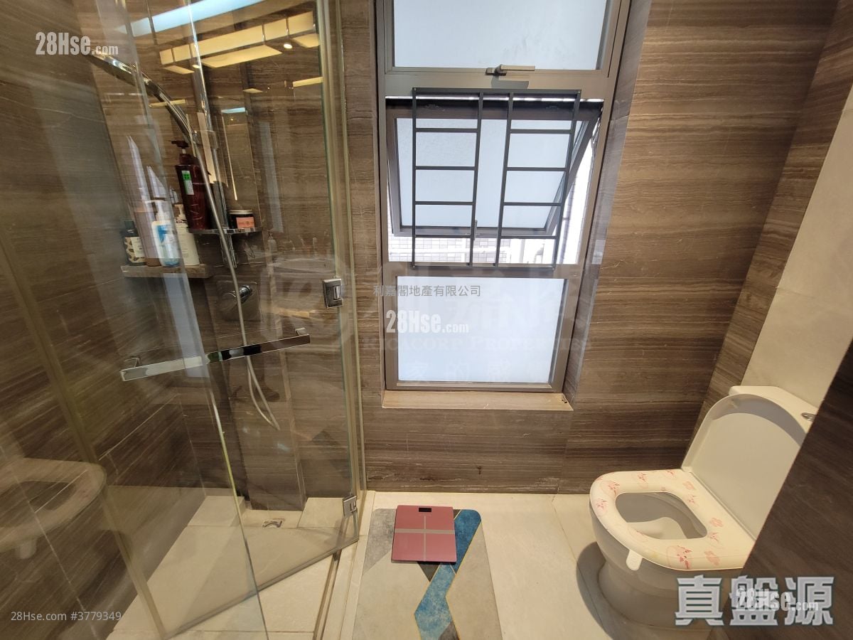 The Austin Sell 4 Bedrooms , 2 Bathrooms 1,478 ft²