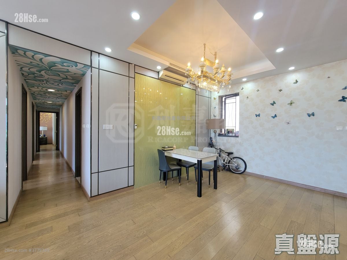 The Austin Sell 4 Bedrooms , 2 Bathrooms 1,478 ft²