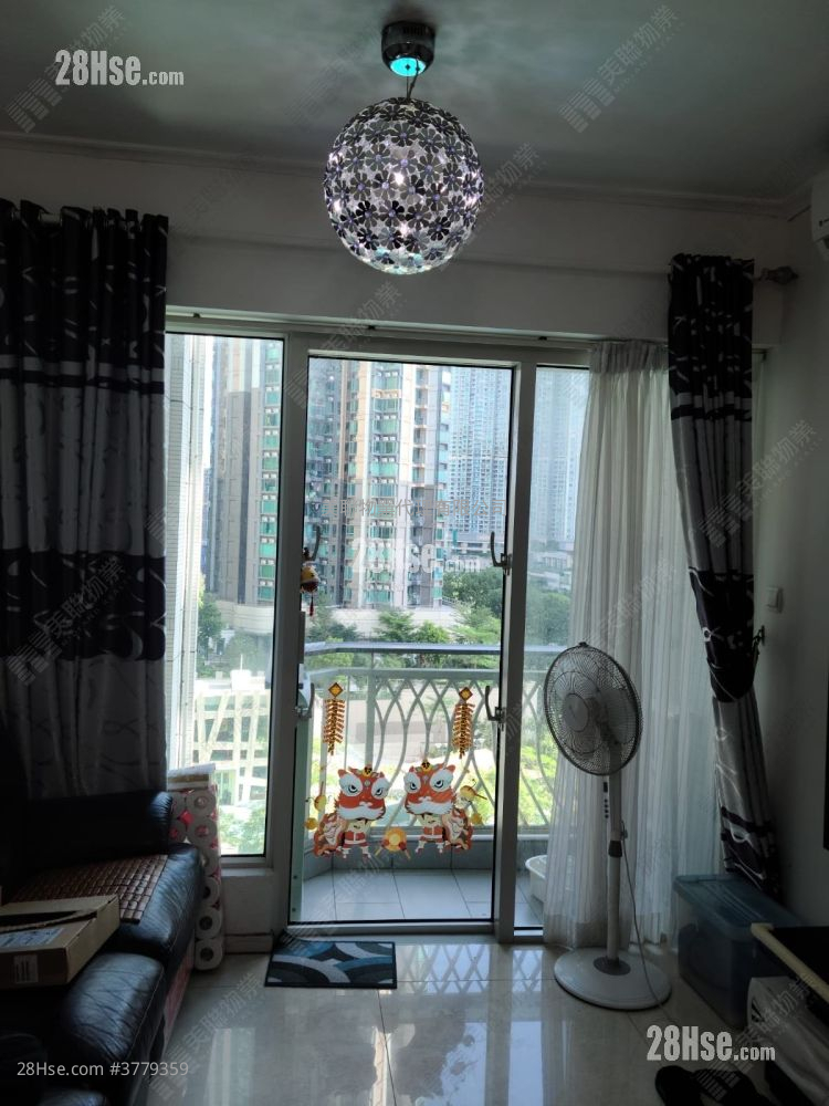 峻滢 售盘 3 房 , 2 浴室 694 平方尺