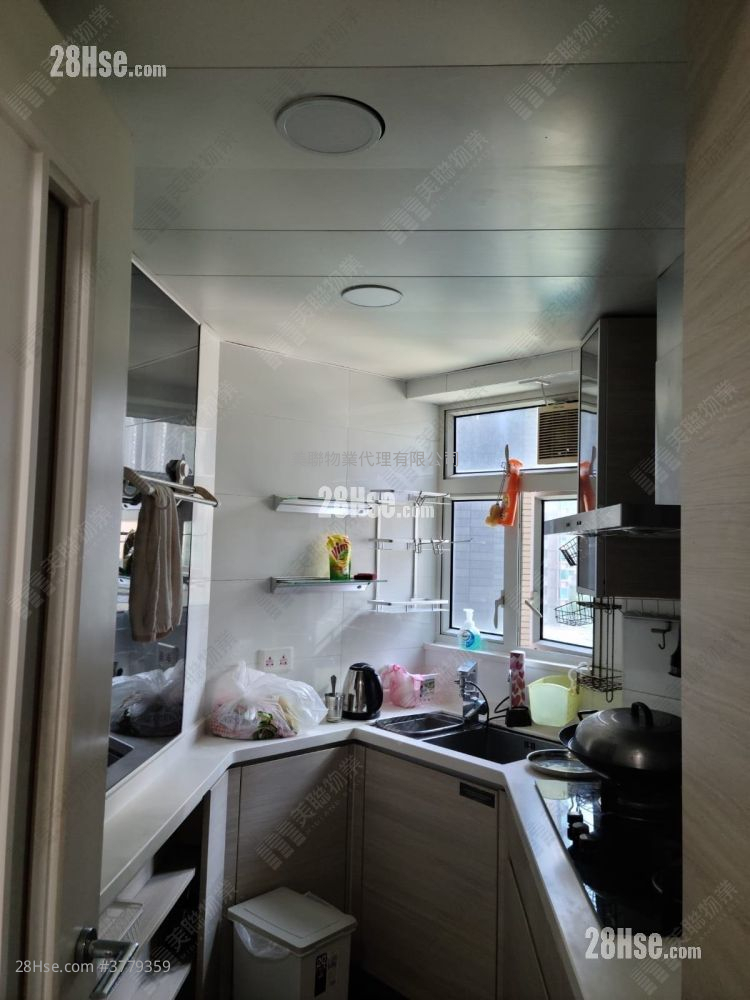 峻滢 售盘 3 房 , 2 浴室 694 平方尺