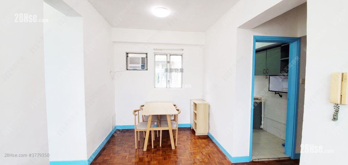 Sheungshui Town Center Sell 2 Bedrooms , 1 Bathroom 376 ft²