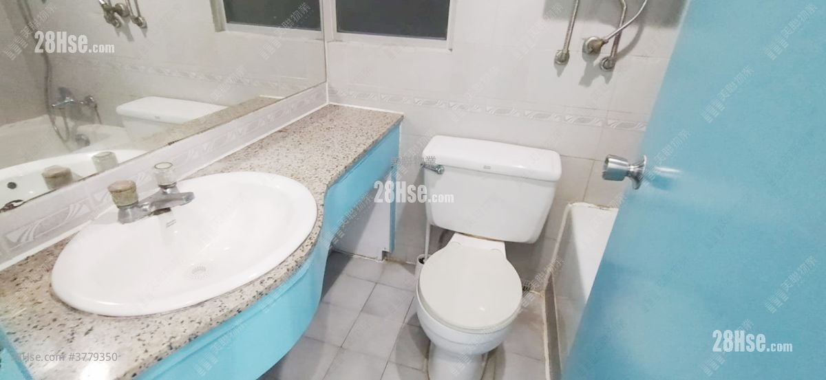 Sheungshui Town Center Sell 2 Bedrooms , 1 Bathroom 376 ft²