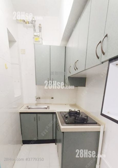 Sheungshui Town Center Sell 2 Bedrooms , 1 Bathroom 376 ft²