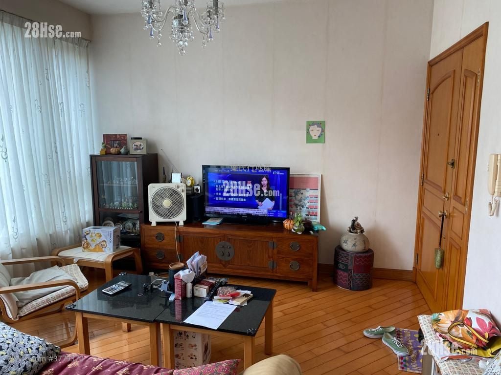 Palatial Coast Sell 2 Bedrooms , 1 Bathroom 670 ft²