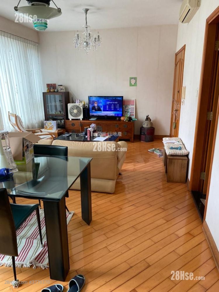 Palatial Coast Sell 2 Bedrooms , 1 Bathroom 670 ft²