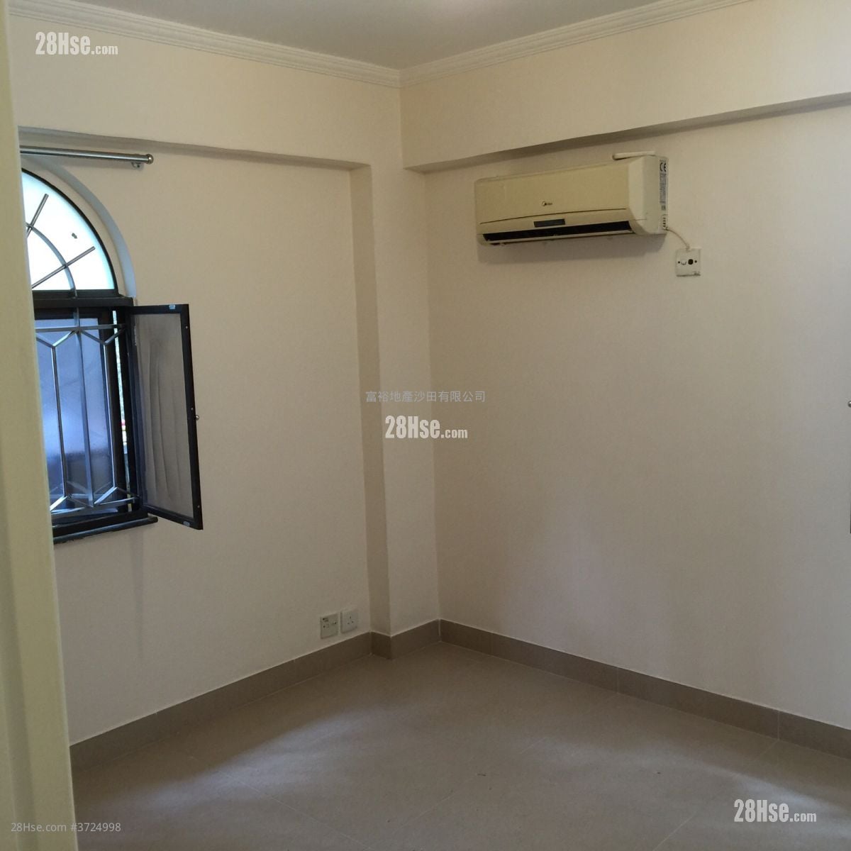 Kak Tin Village Sell 2 Bedrooms , 1 Bathroom 700 ft²