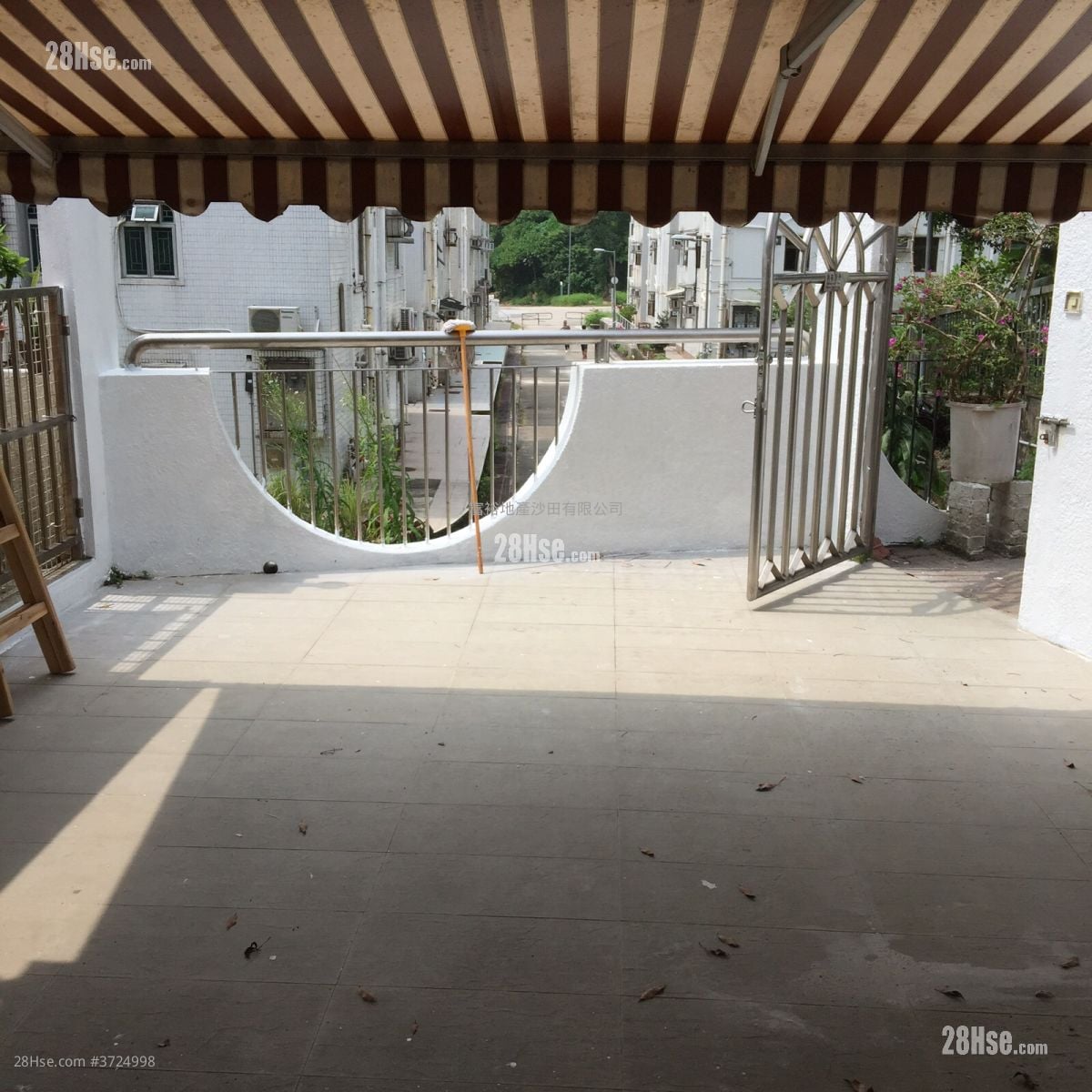 Kak Tin Village Sell 2 Bedrooms , 1 Bathroom 700 ft²