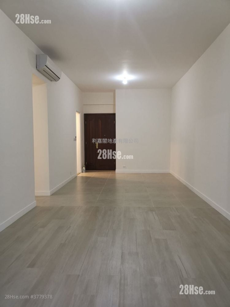 The Cairnhill Sell 4 Bedrooms , 3 Bathrooms 1,158 ft²