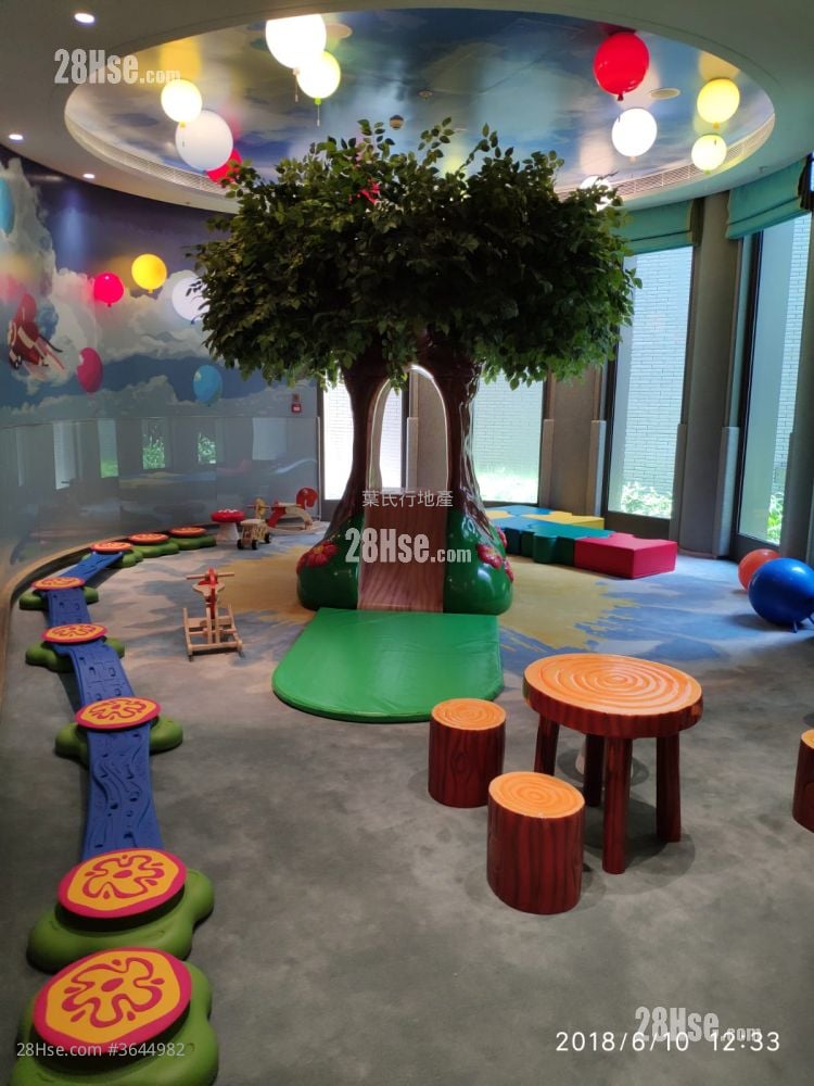 Napa Sell 4 Bedrooms , 2 Bathrooms 1,763 ft²