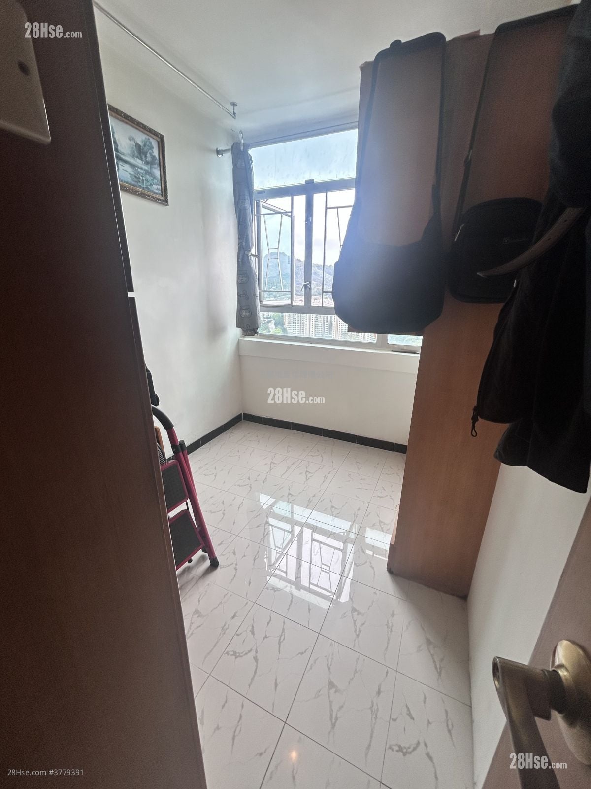 逸雅苑 售盘 2 房 374 平方尺