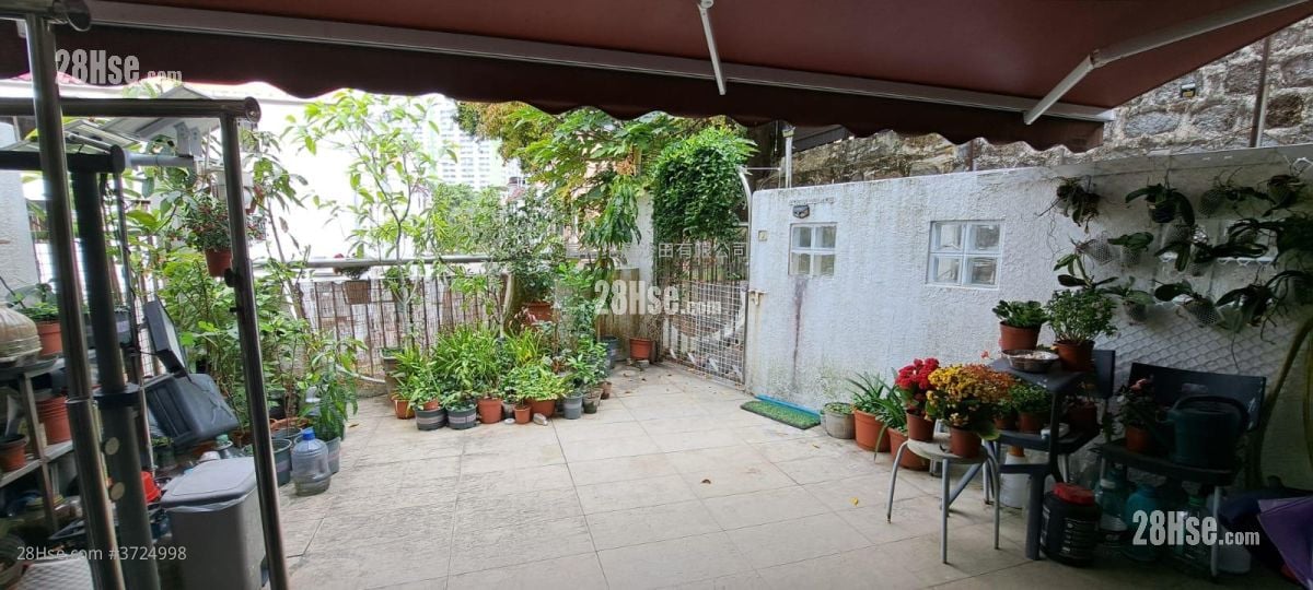 Kak Tin Village Sell 2 Bedrooms , 1 Bathroom 700 ft²