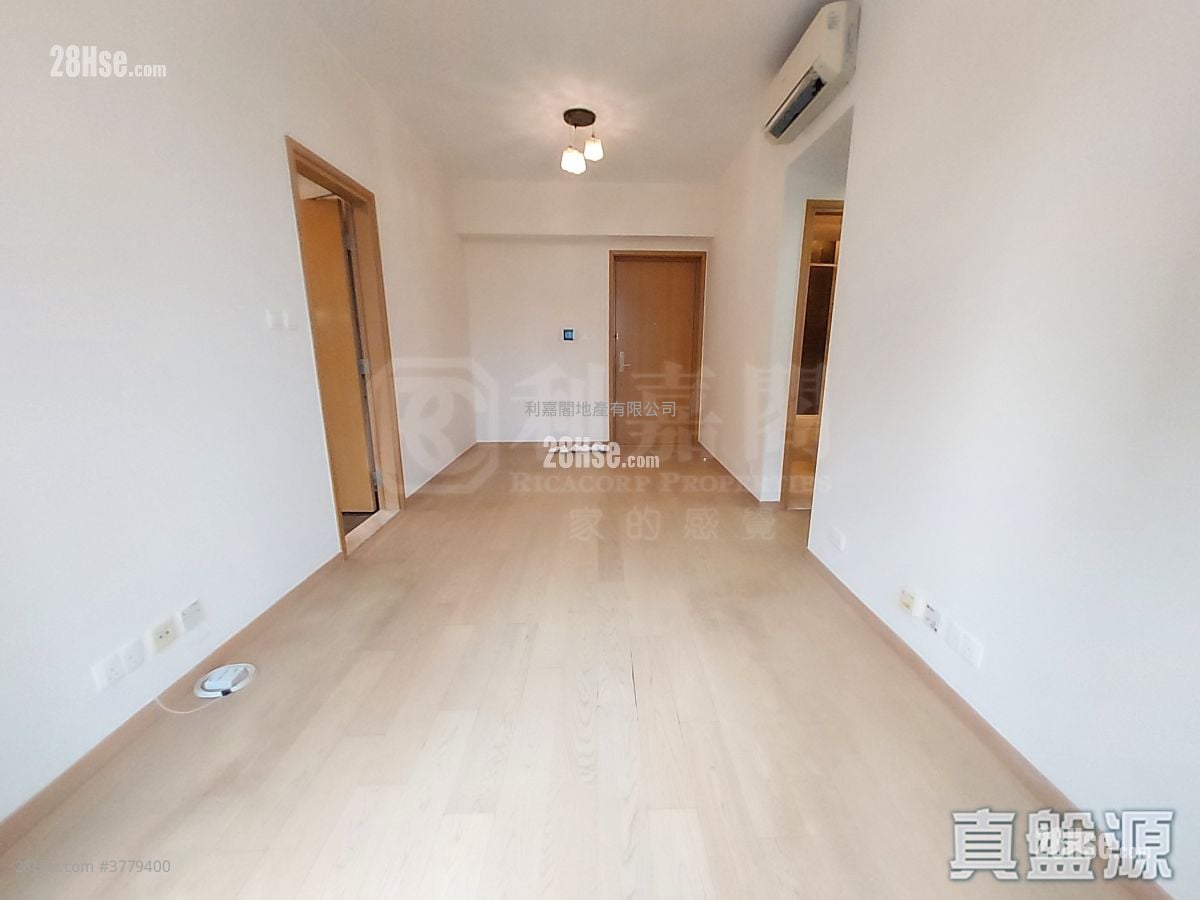 Grand Austin Rental 2 Bedrooms , 2 Bathrooms 580 ft²