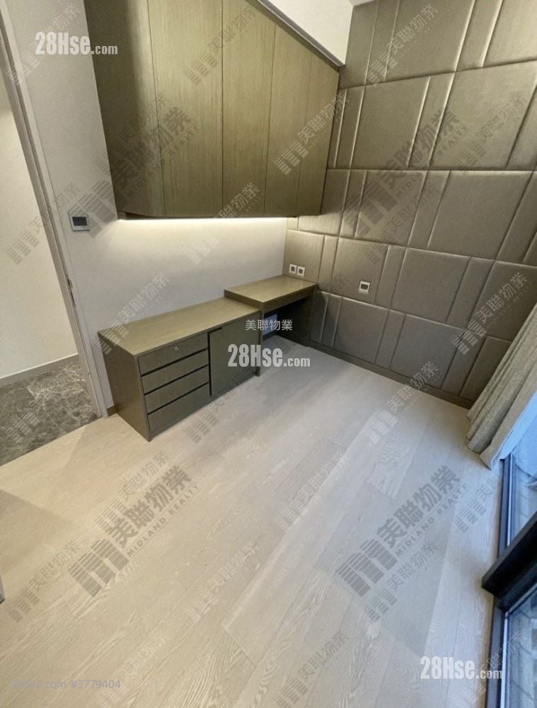 The Wings Sell 4 Bedrooms 1,238 ft²