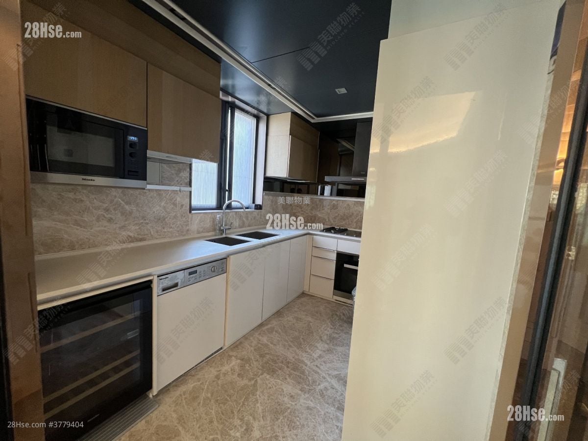 The Wings Sell 4 Bedrooms 1,238 ft²