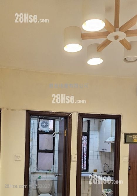 东盛大厦 售盘 2 房 , 1 浴室 318 平方尺