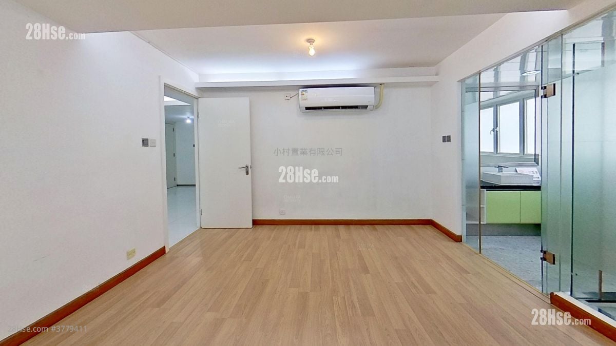 living room: Villa Cecil Rental 3 Bedrooms , 2 Bathrooms 962 ft²