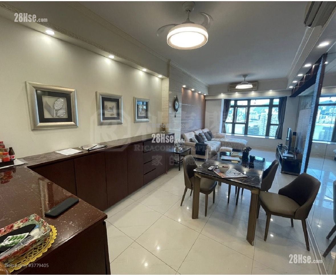 Royal Peninsula Sell 3 Bedrooms 1,043 ft²