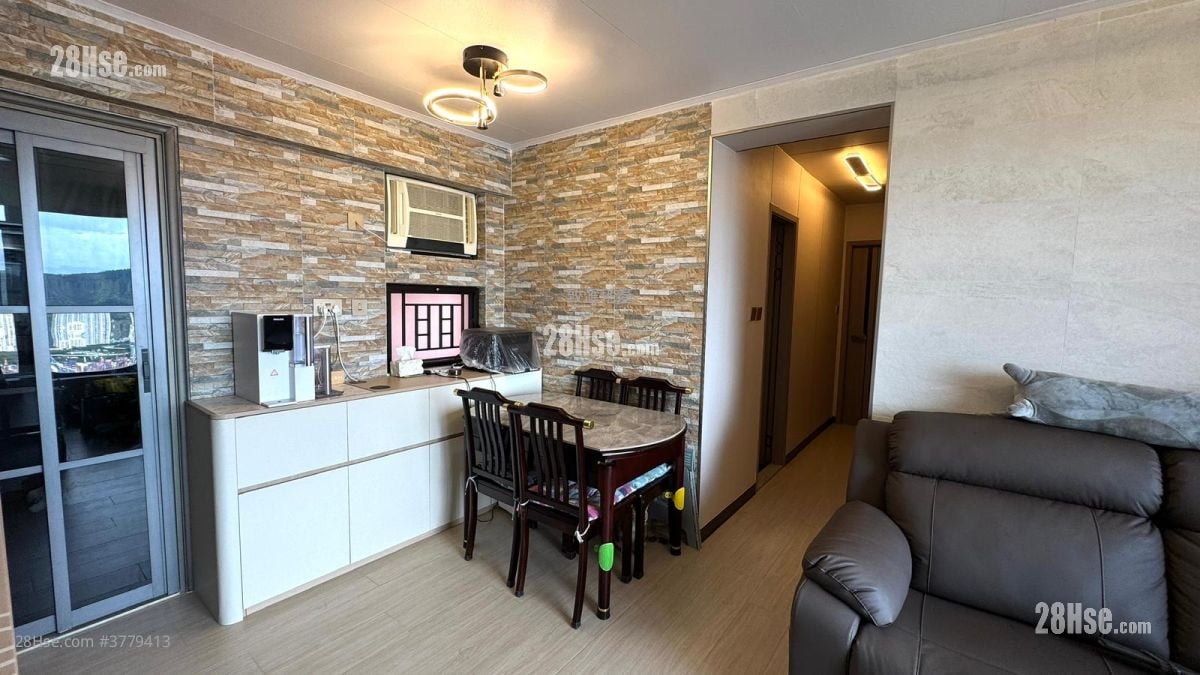 Highland Park Sell 3 Bedrooms 582 ft²