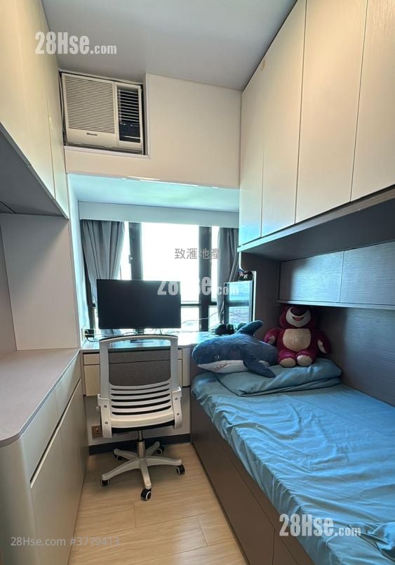 Highland Park Sell 3 Bedrooms 582 ft²