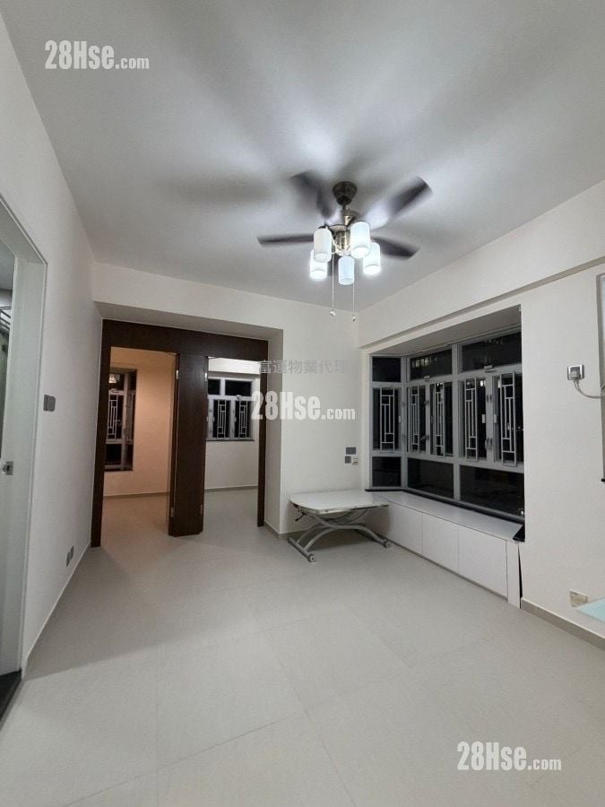 紅磡單幢 租盤 2 房 , 1 浴室 354 平方呎