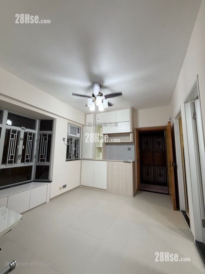 紅磡單幢 租盤 2 房 , 1 浴室 354 平方呎