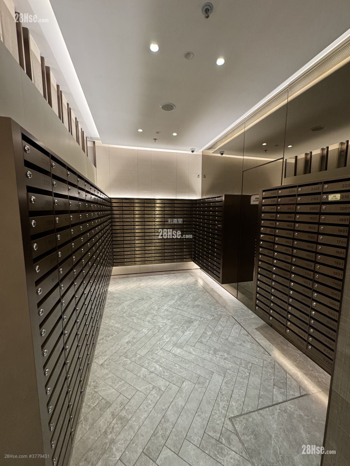 I City Sell 1 Toilet 450 ft²