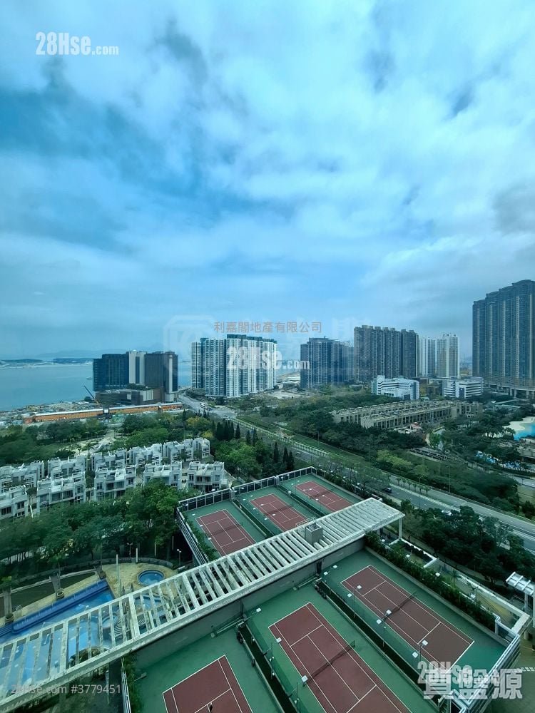 蓝天海岸 售盘 3 房 , 2 浴室 781 平方尺