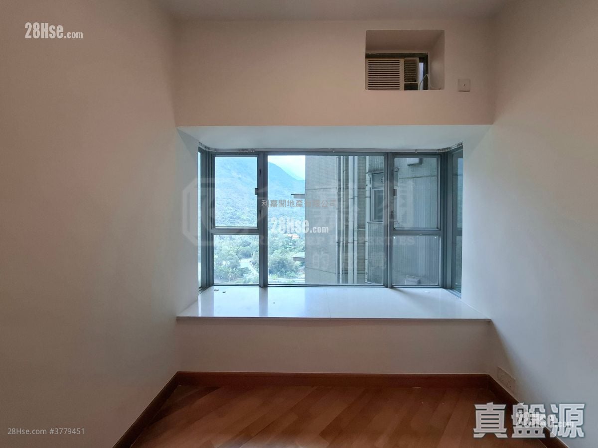 蓝天海岸 售盘 3 房 , 2 浴室 781 平方尺