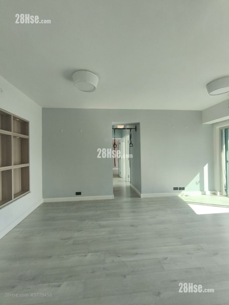 名城 售盘 3 房 , 2 浴室 784 平方尺