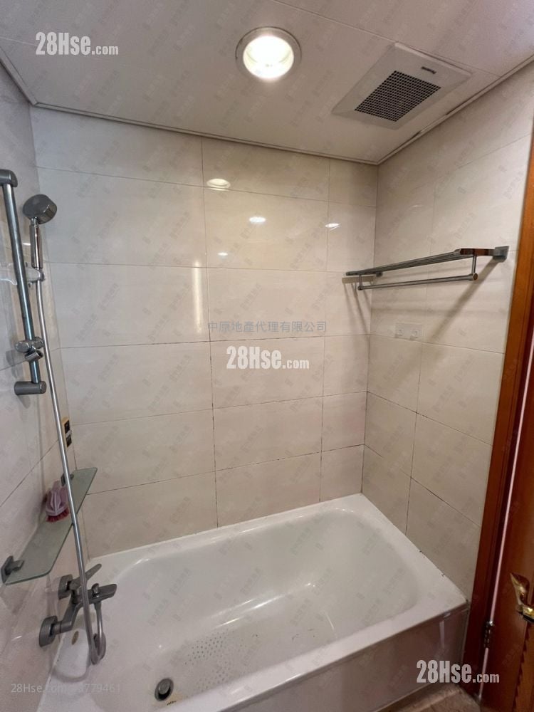 银湖天峰 售盘 2 房 , 1 浴室 564 平方尺