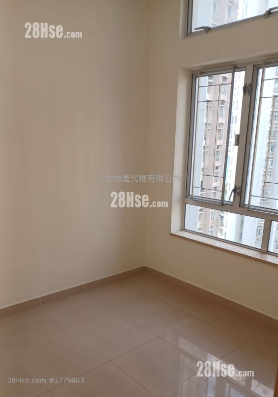 Greenfield Garden Sell 2 Bedrooms , 1 Bathroom 383 ft²