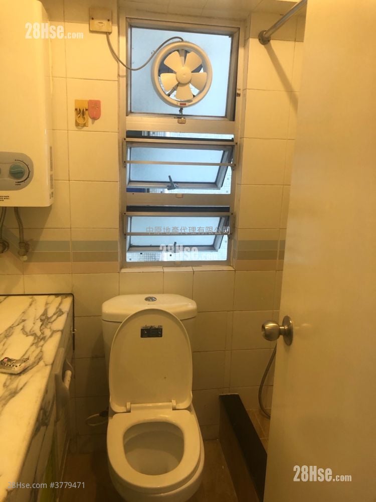 Greenfield Garden Sell 2 Bedrooms , 1 Bathroom 451 ft²