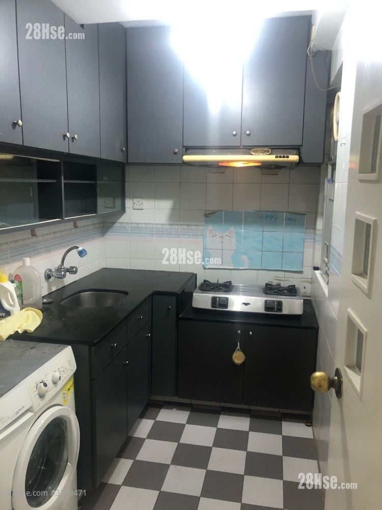 Greenfield Garden Sell 2 Bedrooms , 1 Bathroom 451 ft²