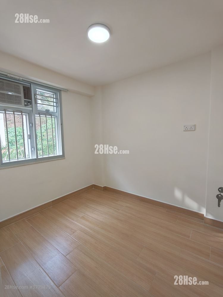鹽田角村 Rental 3 Bedrooms , 1 Bathroom 700 ft²