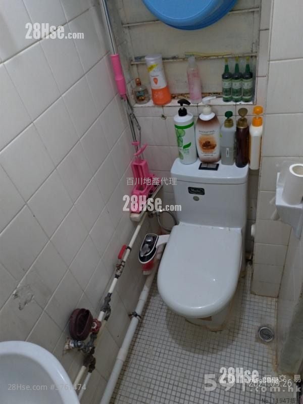 幸福楼二期 售盘 2 房 , 1 浴室 305 平方尺