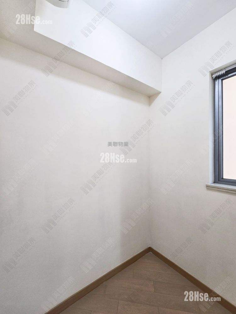 峻峦 售盘 2 房 , 1 浴室 583 平方尺