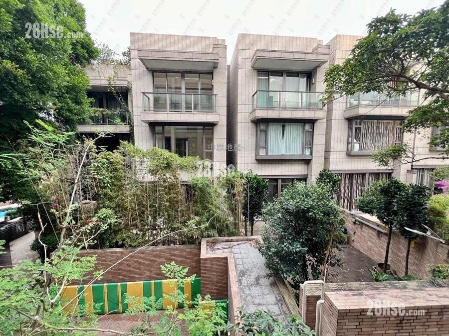 The Woodsville Sell 4 Bedrooms 809 ft²