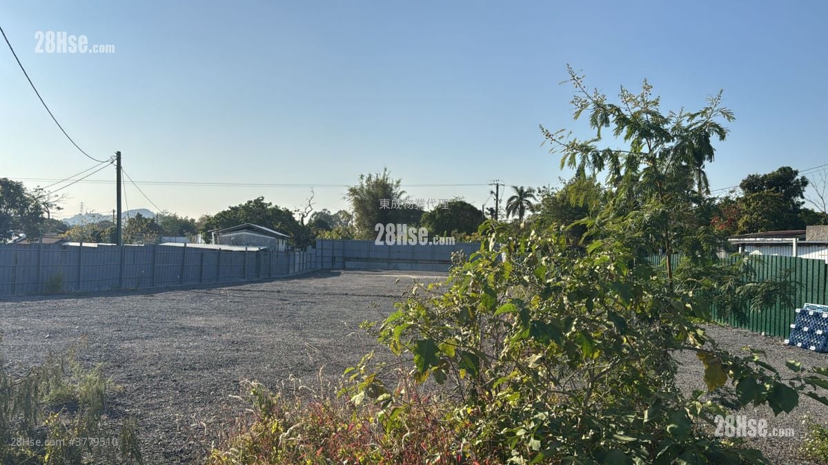 Land Rental 18,000 ft²