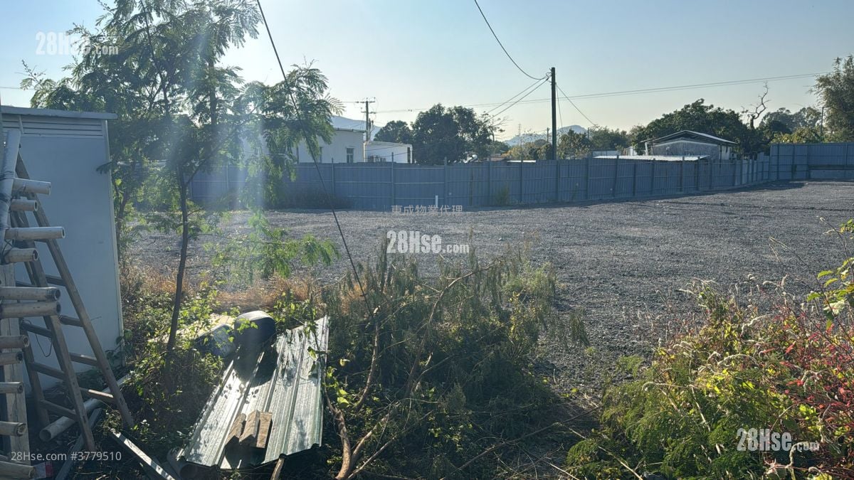 Land Rental 18,000 ft²