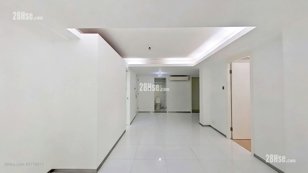 living room: Villa Cecil Rental 3 Bedrooms , 2 Bathrooms 962 ft²