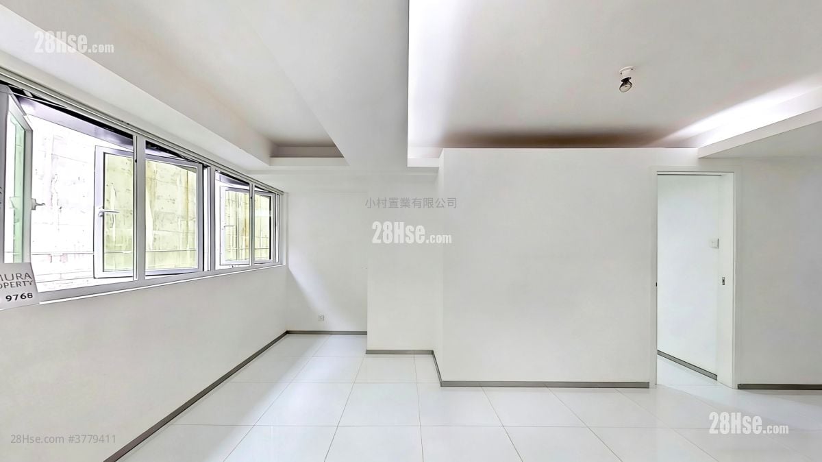 living room: Villa Cecil Rental 3 Bedrooms , 2 Bathrooms 962 ft²