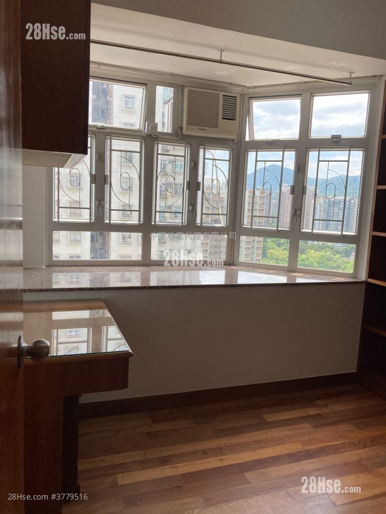 美新大厦 售盘 3 房 588 平方尺