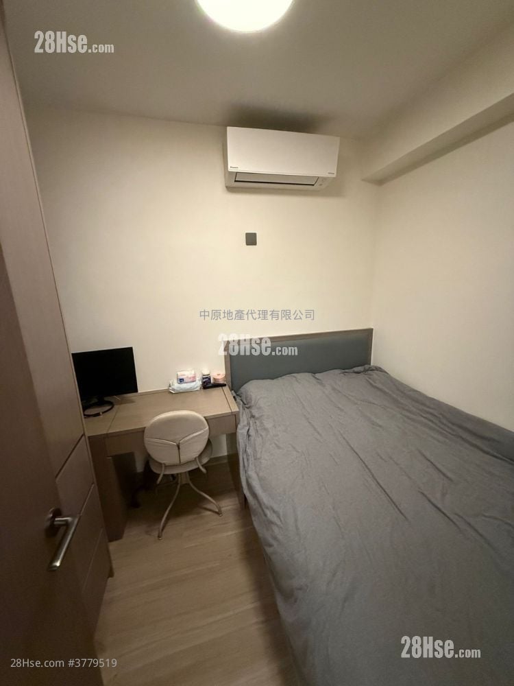 Bauhinia Garden Sell 2 Bedrooms , 1 Bathroom 427 ft²