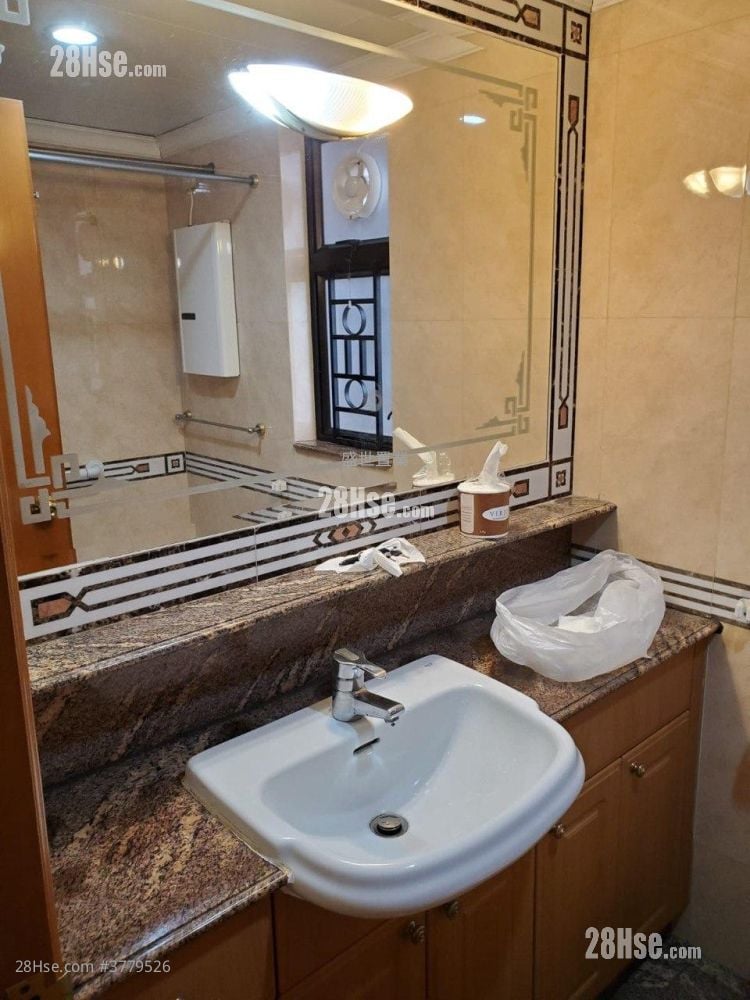 Prima Villa Sell 2 Bedrooms , 1 Bathroom 417 ft²