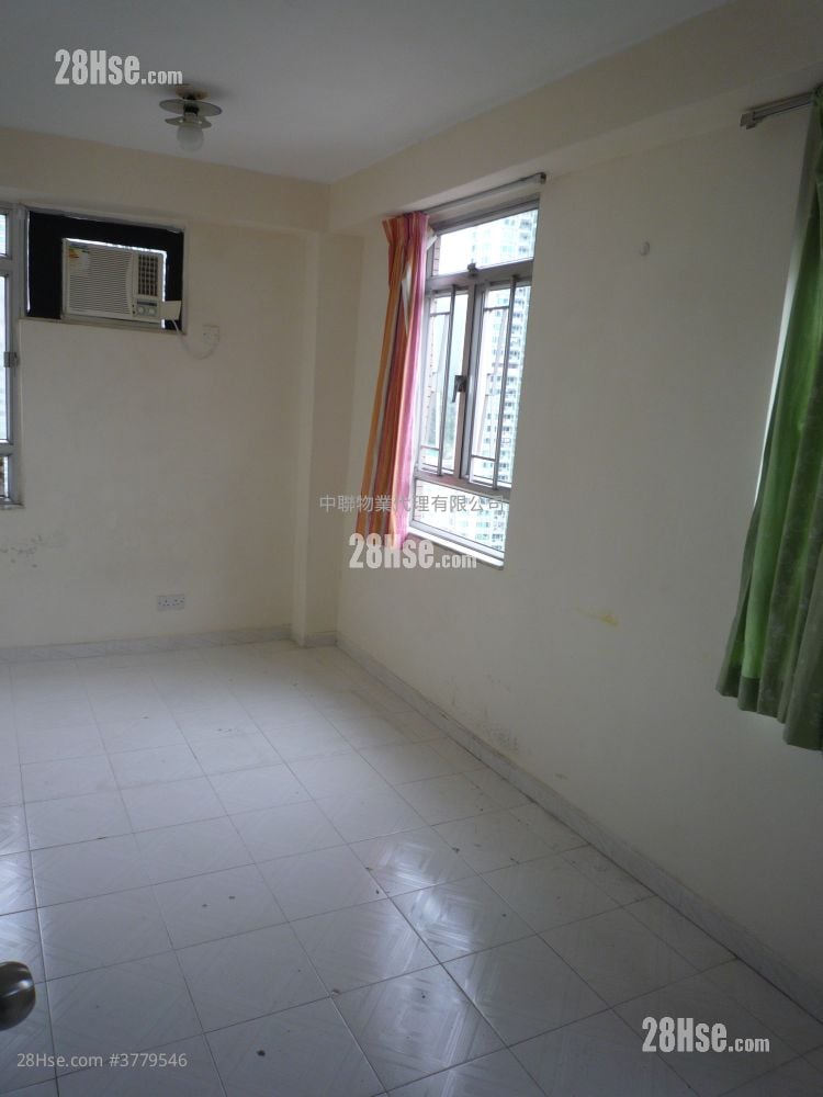 云叠花园 售盘 3 房 , 1 浴室 593 平方尺